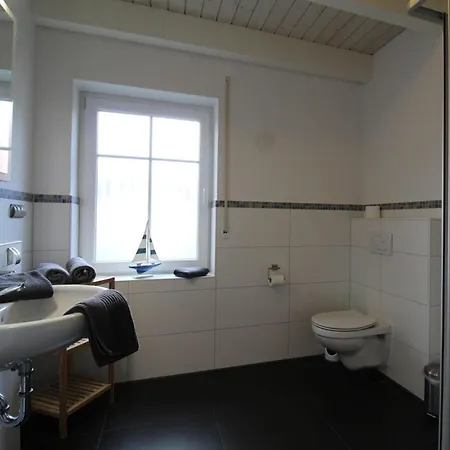Апартаменты With 3 Bedrooms Гретзиль