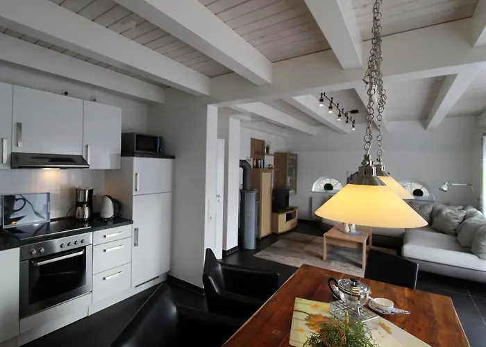 With 3 Bedrooms Apartmán