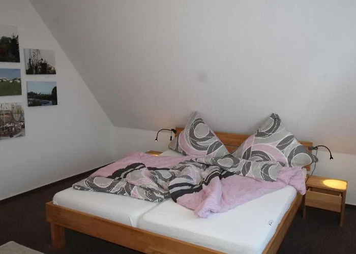 With 3 Bedrooms Apartmán *